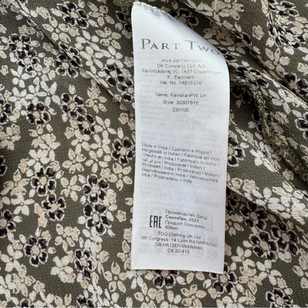 Part Two Copenhagen Floral Skirt in green - Picture 7 of 8